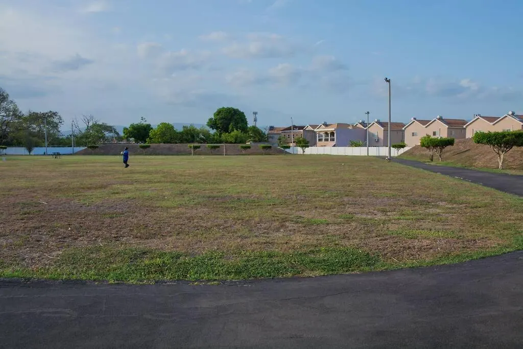Lägenhet Savan Suite - Caribbean Estates - Gated Community Portmore