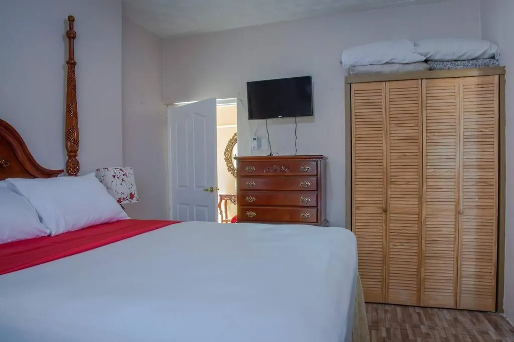 פורטמור Savan Suite - Caribbean Estates - Gated Community דירה